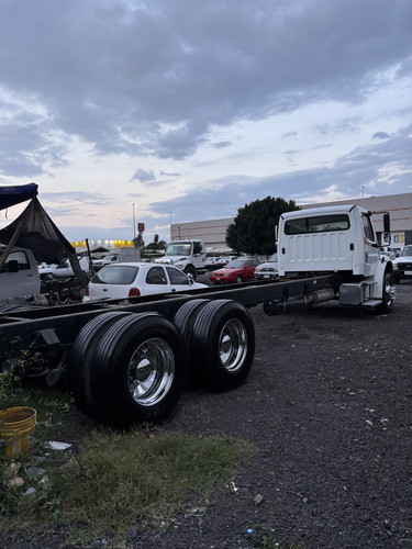 Freightliner M2 Torthon Seminuevo Modelo 2015