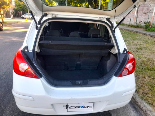Nissan Tiida 1.8 Visia 5 p