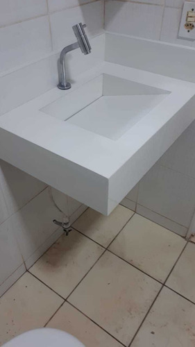 Imagem 4 de 5 de Pias Esculpidas Em Porcelanato