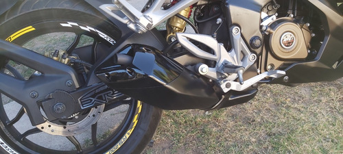 Rouser Rs 200