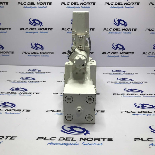 Moog J061-111a Servo Válvula J662c120 B97012-024 (Usado)