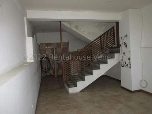 Imagen 21 de 24 de Mayerling Gonzalez Bm Vende Casa Mls #22-27882
