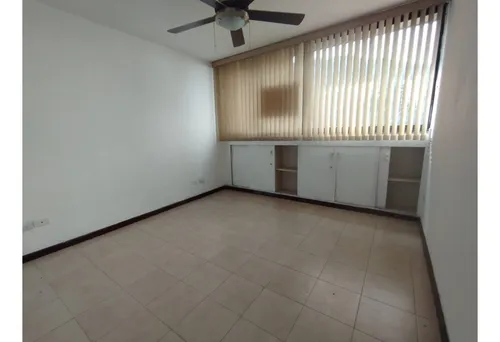 Venta De Apartamento De 100mts2 Centenario, Oeste De Cali, 8599.