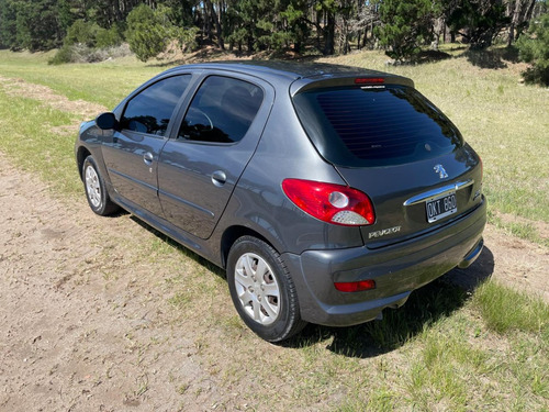Peugeot 207 1.4 Active 75cv