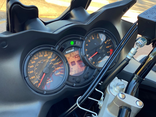 Imagen 5 de 11 de Suzuki V Strom 650