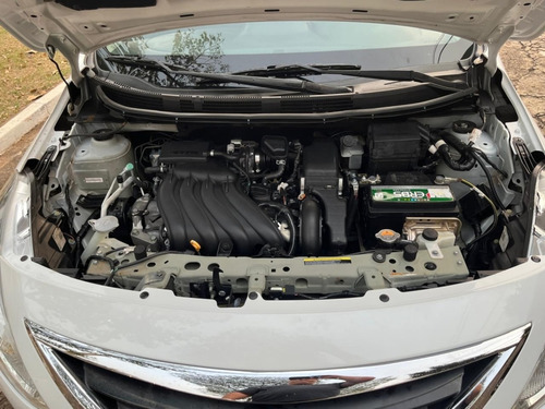Nissan Versa 1.6 16V FLEX SV 4P XTRONIC