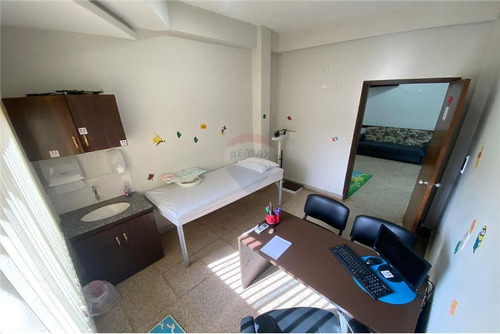 Alquilo Edificio Para Cualquier Tipo De Emprendimiento En Cambyretá