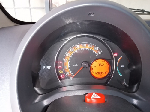 Imagem 8 de 8 de Fiat Uno 2012 1.0 Vivace Flex 5p