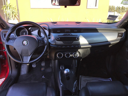 Alfa Romeo Giulietta 1.4 Distinctive 170 Hp
