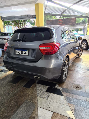 Imagem 10 de 13 de Mercedes-benz Classe A 2015 1.6 Urban Turbo 5p