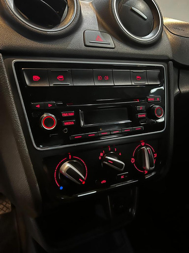 Volkswagen Gol 1.0 Mi Total Flex 8V 4p