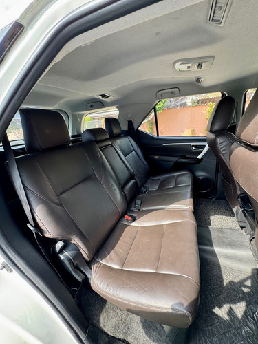 Toyota SW4 2.7 Sr 5l 4x2 Flex Aut. 5p