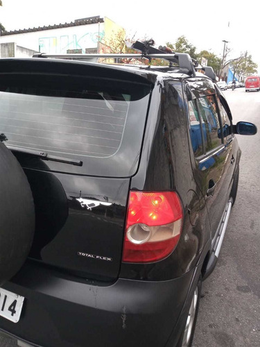 Imagem 5 de 10 de Volkswagen Crossfox 2007 1.6 Total Flex 5p