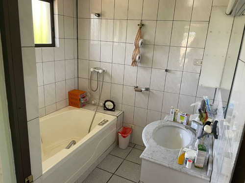 Se Vende Amplia Casa 5 D. 3b. Pedro Aguirre Cerda