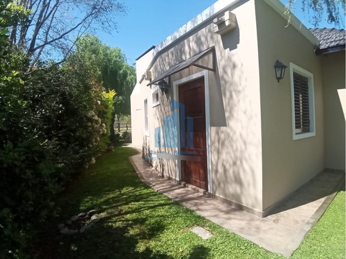 Venta Casa De 4 Ambientes En Club De Campo San Patricio
