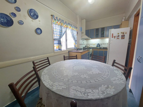 Hermoso Triplex En Caballito Con Cochera