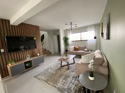 Preciosa Casa Entre El Refugio Y Zibatá, 3 Recamaras, 2.5 Baños, Jardín, Alberca