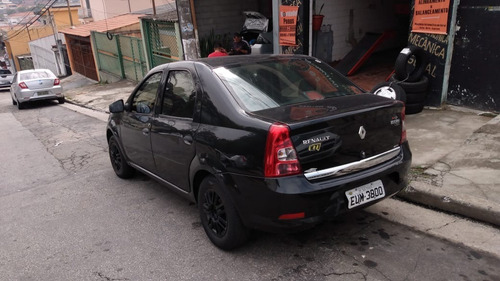 Renault Logan Authentique 1.0 16 V 2011