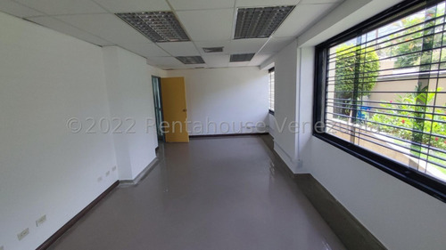 Imagen 14 de 21 de Tibizay Diaz Vende Casa En Los Palos Grandes Mls #23-13126 Hf