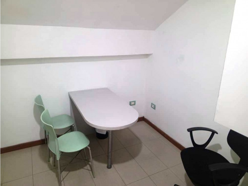 Clinica En Venta Av Bolivar Norte Valencia Ss-8370585