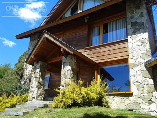 Imagen 2 de 30 de Casa En Venta Barrio Cerrado Antu Hue, Con Excelente Vista Al Lago En Bariloche