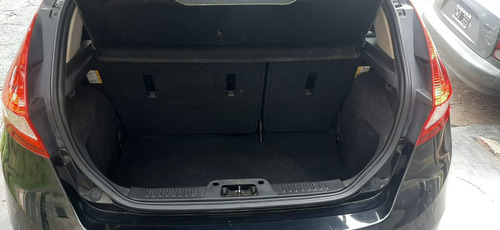 Ford Fiesta Kinetic 1.6 Design 120cv Titanium