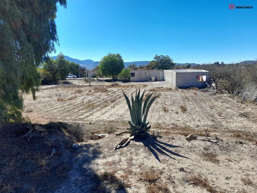 Terreno Con Construcción En Santiago De Anaya