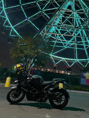 Bajaj Pulsar Rs 200
