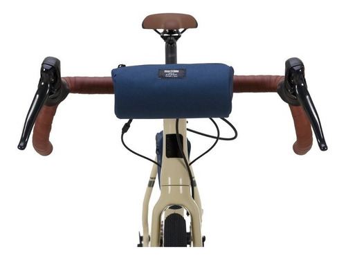 Imagem 2 de 3 de Bicicleta gravel Sense Versa Comp 2021 aro 700 52cm 18v freios de disco mecânico câmbios Shimano Sora R3000 cor creme
