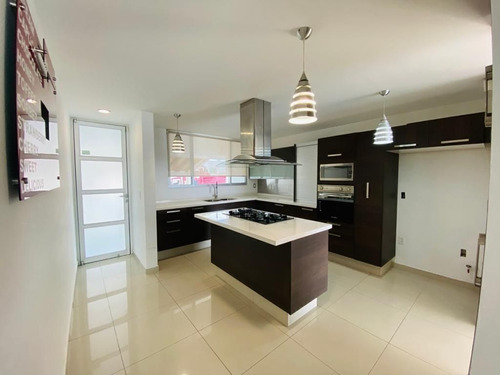 Imagen 9 de 20 de En Renta Residencia En Cumbres Del Lago, Jardín, Gran Terren