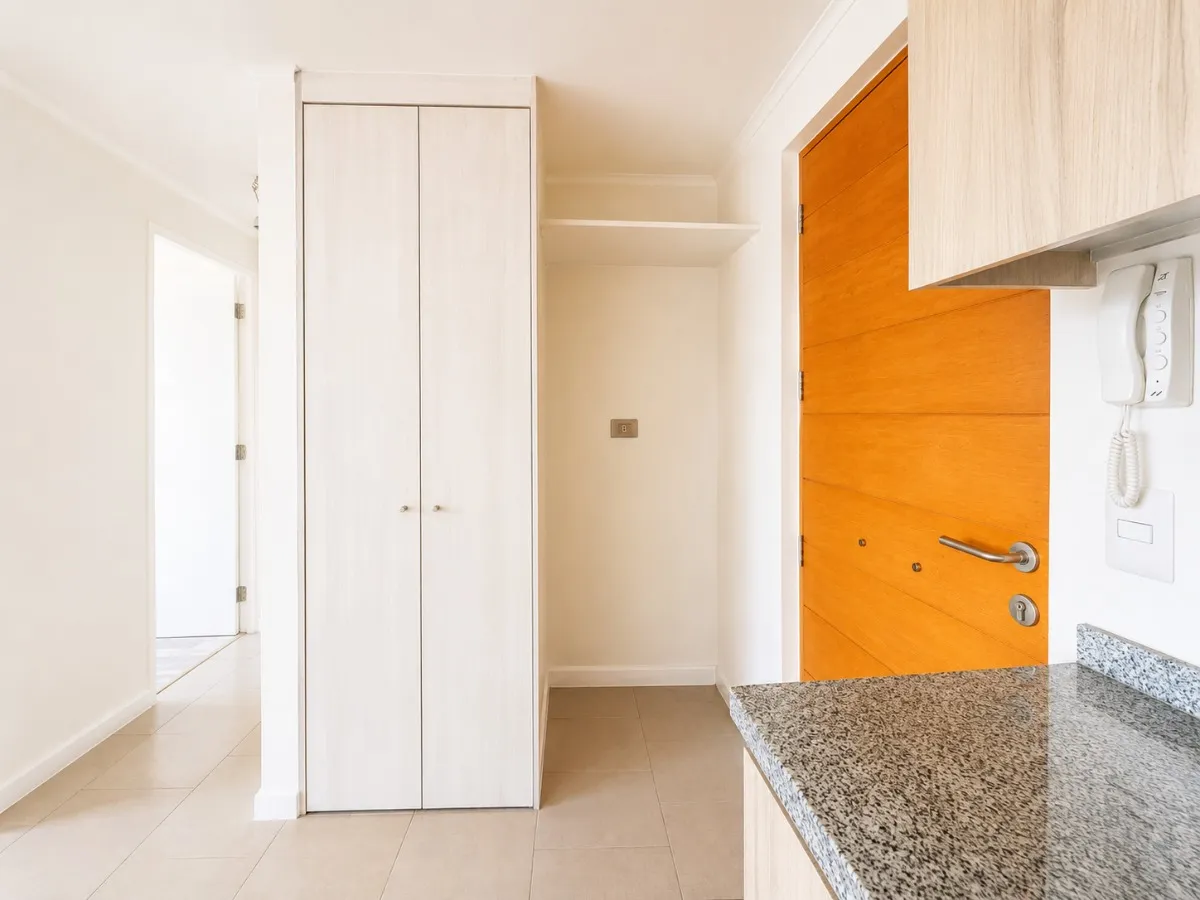 Imagen 3 de 17 de ¡impecable Y Amplio! Arriendo ¡depto 2d+1b A Pasos Del Metro