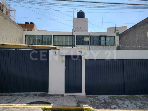 Renta Casa Col. Sector Popular Toluca, México