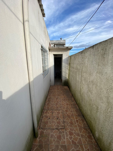Imagen 8 de 9 de Alquiler Local Comercial 80 M2 Piedras Blancas
