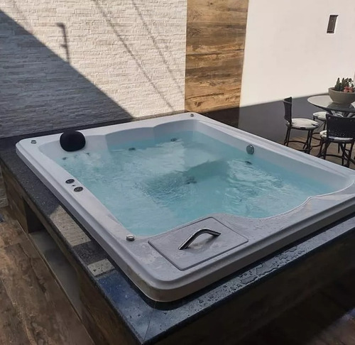 Spa Com Hidromassagem Com 5 Lugares 2.10x1.80
