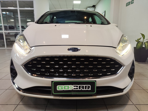 Ford Fiesta Kinetic 1.6 Titanium Powershift 120cv