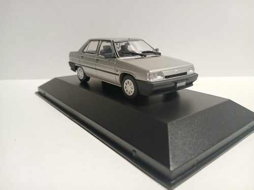 Autos Inolvidables Argentinos Salvat 1.43 + Tapa De Acrílico Renault 9 Rl 1994