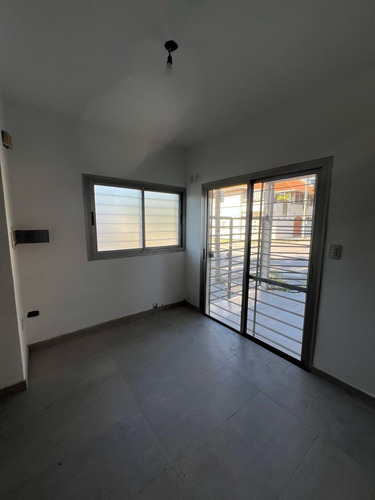 Casa En Venta En Berazategui, G.b.a. Zona Sur, Argentina