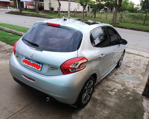Peugeot 208 Griffe 1.6 Vti
