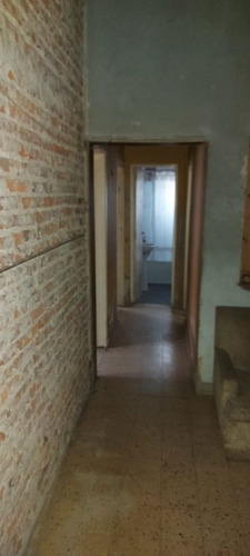 Casa Chica Para Reformar, Sobre Lote 200 M2 En Ituzaingó