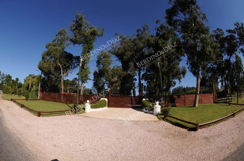 Chalet En Golf De Punta Del Este