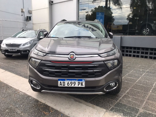 Imagen 2 de 15 de Fiat Toro 1.8 N At 4x2 Freedom