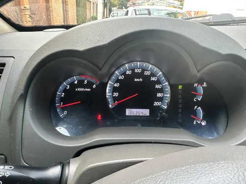 Toyota Hilux SW4 3.0 Srv 7l 4x4 Aut. 5p