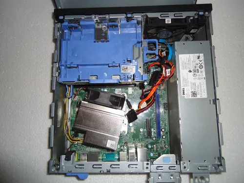 Cpu Dell Precision Tover 3420+xeon E3 1245v5+ram8gb+ssd240gb (Usado)