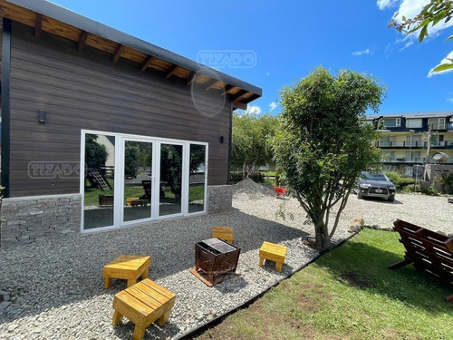 Turístico En Venta Ubicado En Cerro Catedral, Bariloche, Patagonia