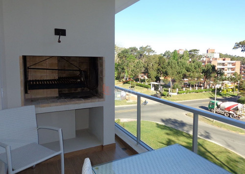 Imagen 14 de 30 de Venta De Apartamento En Mansa, Punta Del Este - 2 Dormitorios - Terraza Parrillero