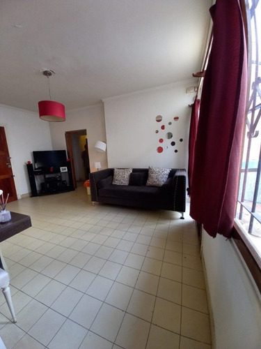 Imagen 4 de 11 de Ph 3 Amb. Planta Baja. 96m2 Totales. 56 Cub. 2 Patios. Villa Primera.