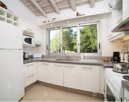 Chacra Venta 4 Dormitorios José Ignacio, Medellín, Uruguay