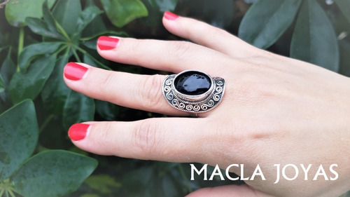 Imagen 2 de 4 de Anillo Modelo Parma En Plata 925 Y Piedra Onix
