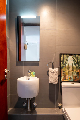 Moderno Dúplex Seminuevo: 2 Suites Y Estar