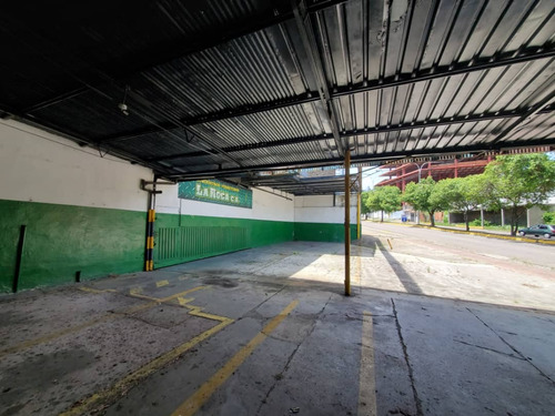 Galpón En Venta En La Avenida Cuatricentenaria